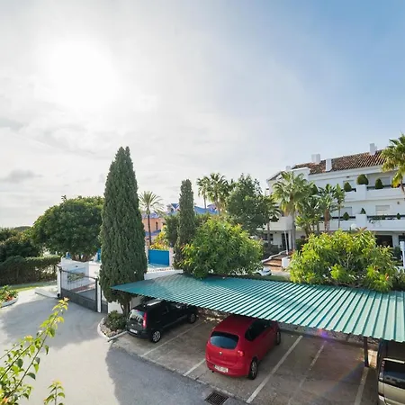 Azahara 1 3a Casa Concha Great Location And Nice View Located In The Popular Aloha Appartement Marbellac
