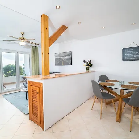 Azahara 1 3a Casa Concha Great Location And Nice View Located In The Popular Aloha Appartement