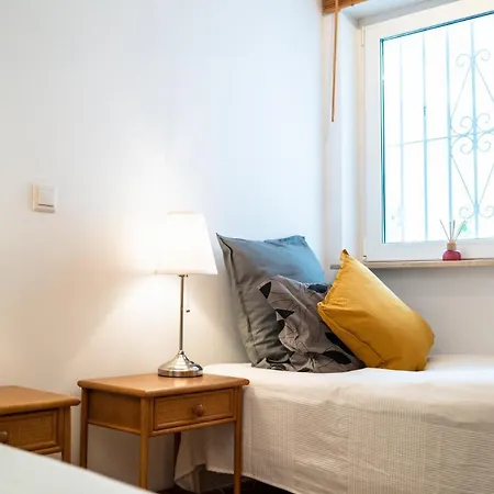 Azahara 1 3a Casa Concha Great Location And Nice View Located In The Popular Aloha Marbellac