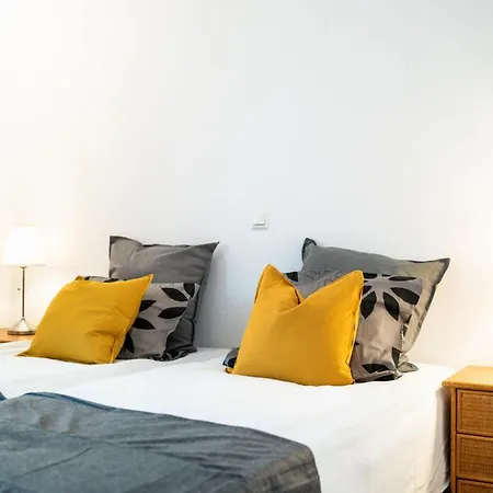 Azahara 1 3a Casa Concha Great Location And Nice View Located In The Popular Aloha Marbellac